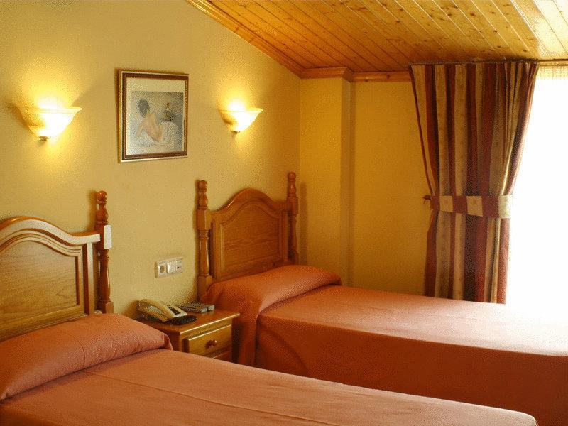 Hotel Trapemar Burjassot Habitación foto